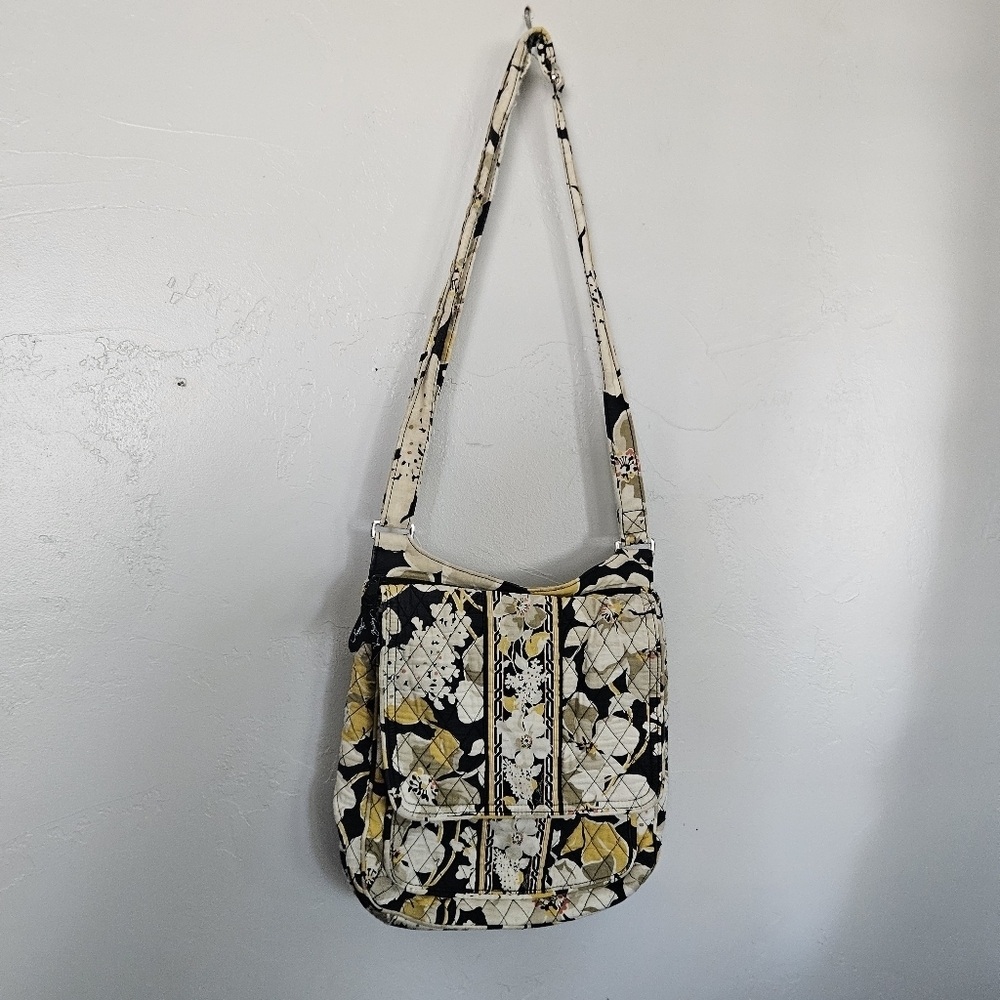 Vera Bradley Dogwood Mailbag 100% Cotton Yellow Floral Patterned Shoulder Bag